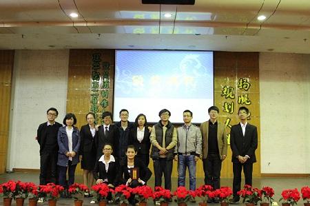 获奖选手和评委留念