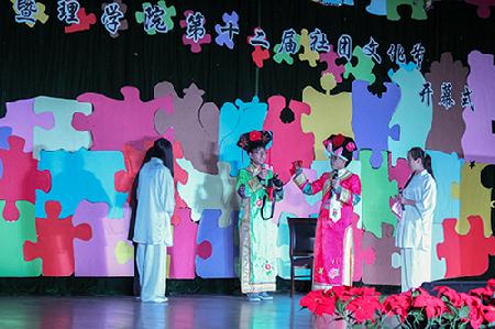 社团精彩的表演 社团精彩的表演