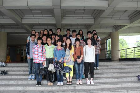 心协新老干部合影