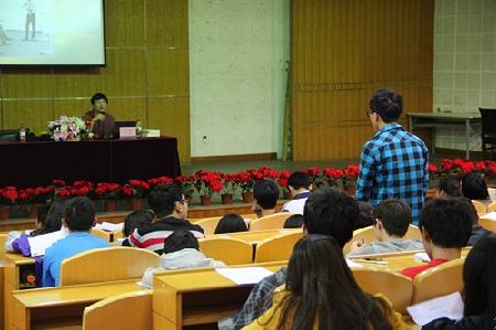 丁老师回答学生提问 丁老师回答学生提问