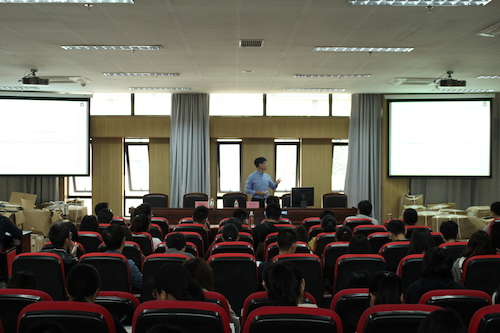3、讲座现场