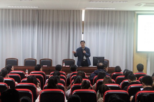 学术讲座-潘德炉院士演讲（12）